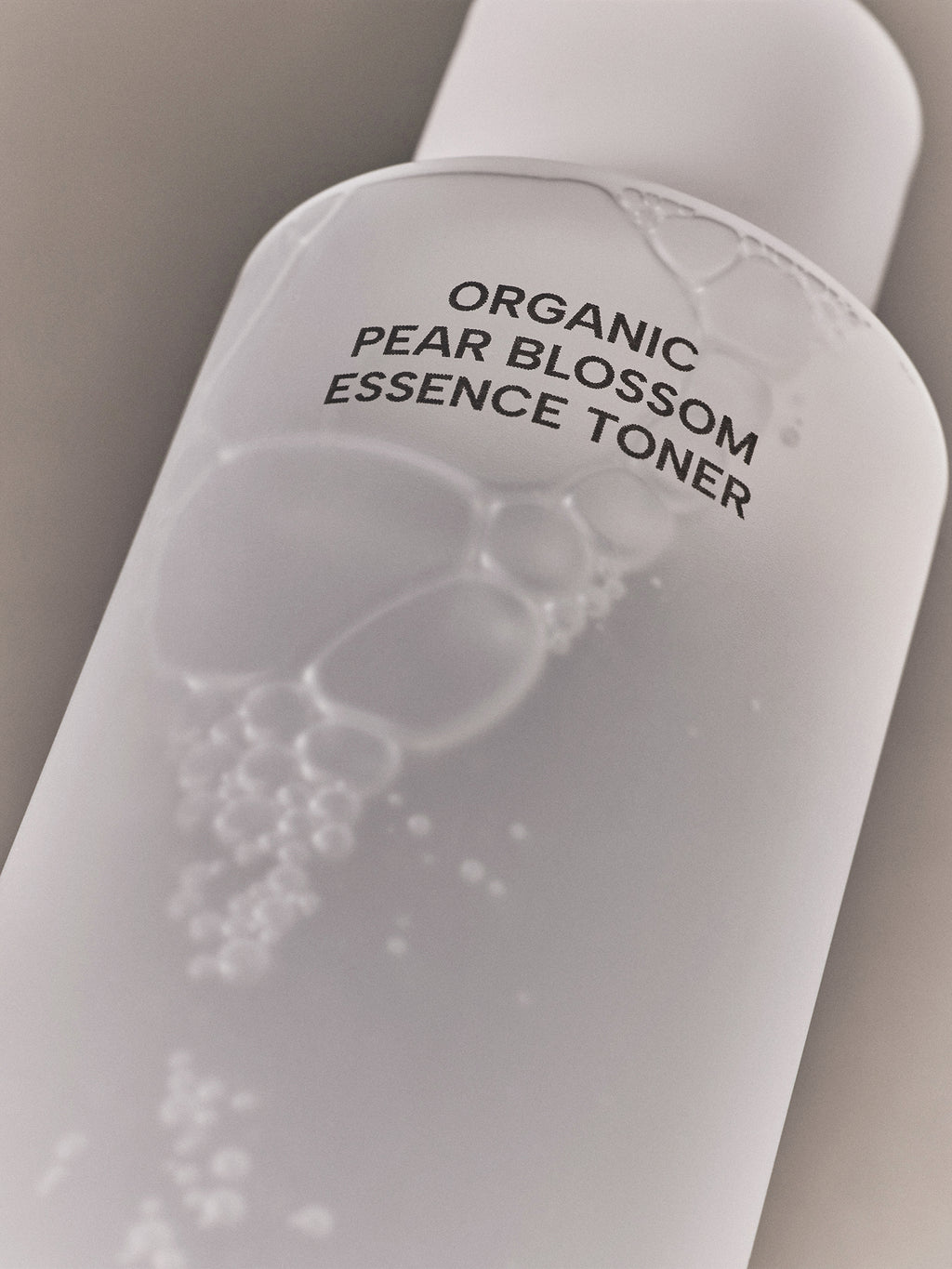 ORGANIC PEAR BLOSSOM ESSENCE TONER 160ml / 5.4 fl. oz.